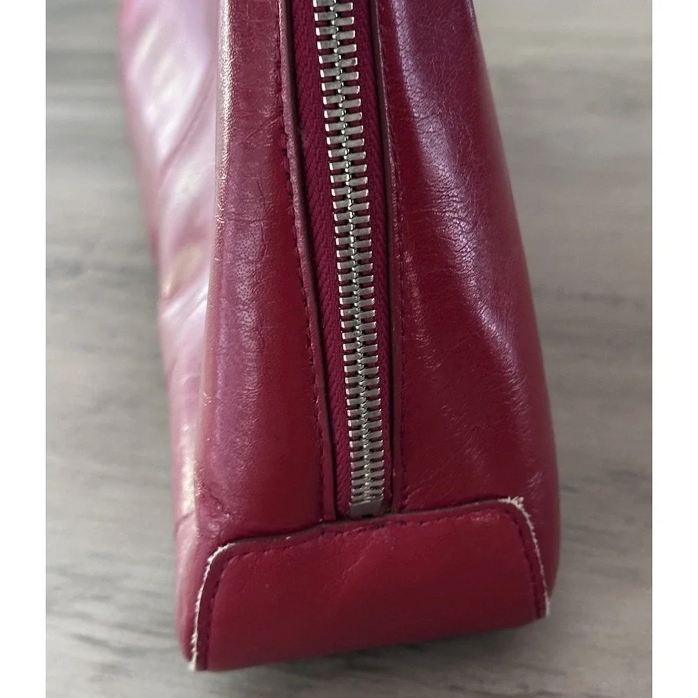 HOBO The Original Red Leather Zipper Closure Double Handles Shoulder Bag